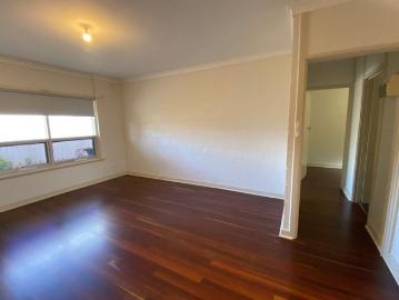 PRIVATE 2 BR RENOVATED BEACHSIDE UNIT IN A SMALL GROUP OF 4