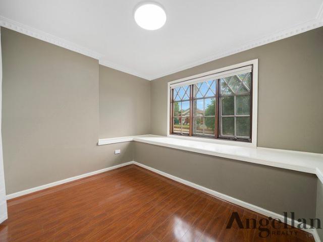 Private 2nd Storey Room With Unique Raised Layout