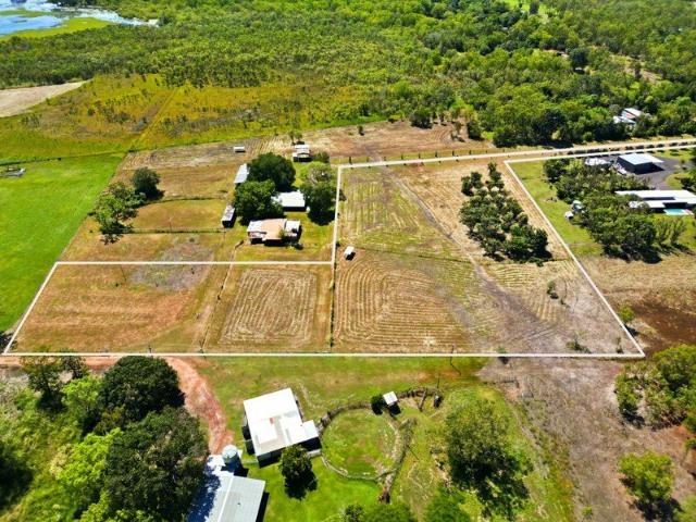 Private 5 Acre Lifestyle Block in McMinns Lagoon