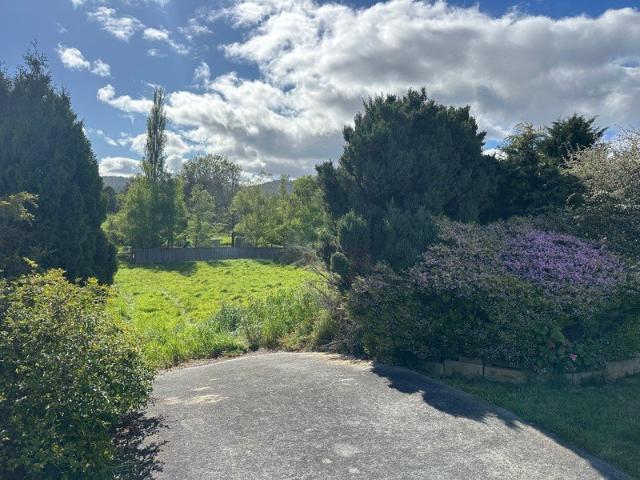 Private 861sqm Building Block Huonville