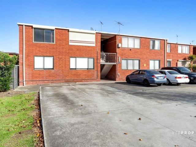 Privately Positioned in One of St Alban's Most Convenient Streets