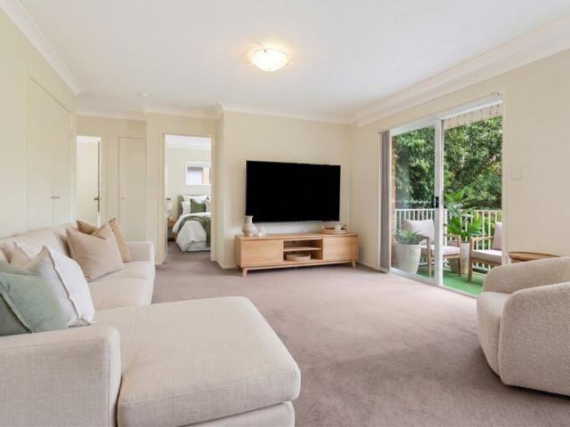 Privately positioned rear apartment