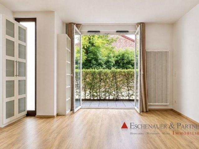 Privates City Apartment mit eigenem Eingang, Terrasse & Einbauküche in zentraler Heidelberger Lage