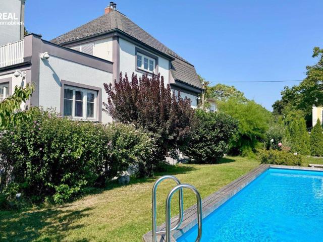 Privates Refugium Einfamilienhaus mit Swimmingpool auf 900 m² Grundstück