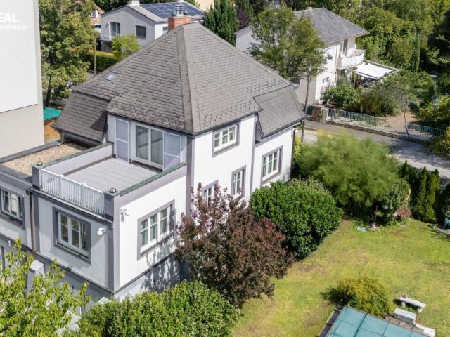 Privates Refugium Einfamilienhaus mit Swimmingpool auf 900 m² Grundstück