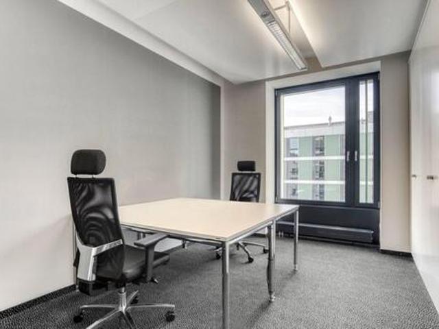 Privater Büroraum für 1 Person in Regus Stachus