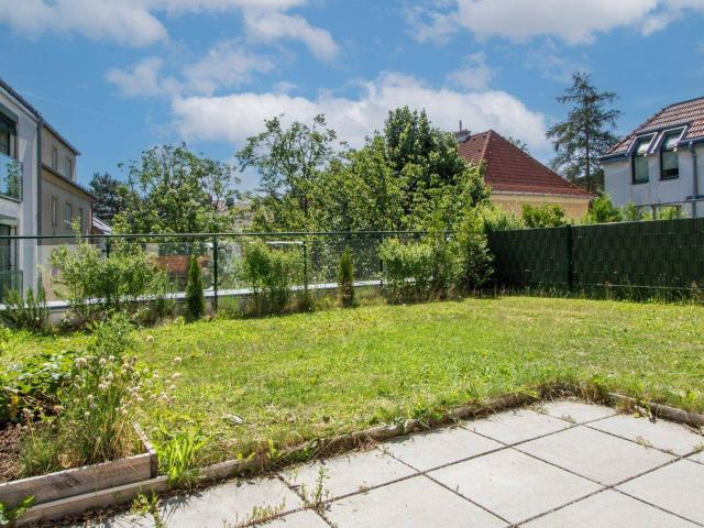 Privater Dachgarten im 2. Stock – Rarität in absoluter Ruhelage am Maurer Hauptplatz