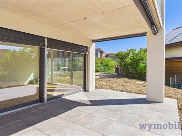 Bezugsbereite 4.5 Zimmer Gartenwohnung mit 183 m² Privatgarten