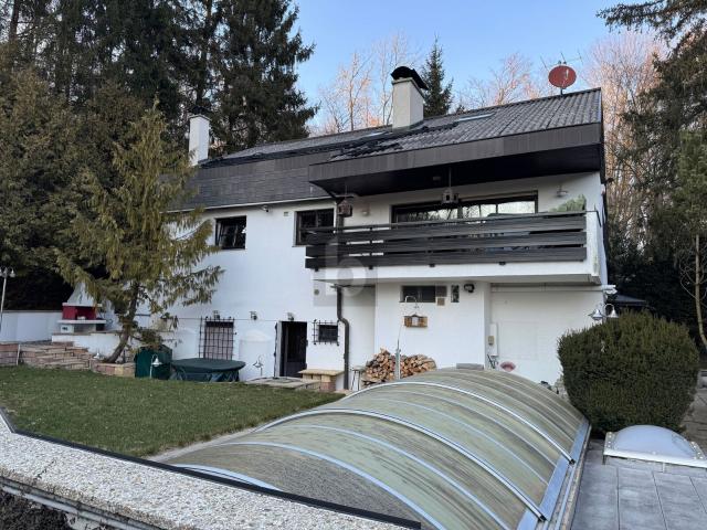 PRIVATSPHÄRE PUR! LANDHAUS STIL NAHE DEM WALD MIT POOL PREIS VB!