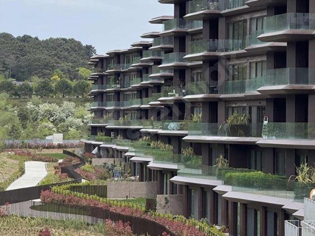 PRIVE KEMER'DE SATILIK LÜKS 2+1 DAİRE