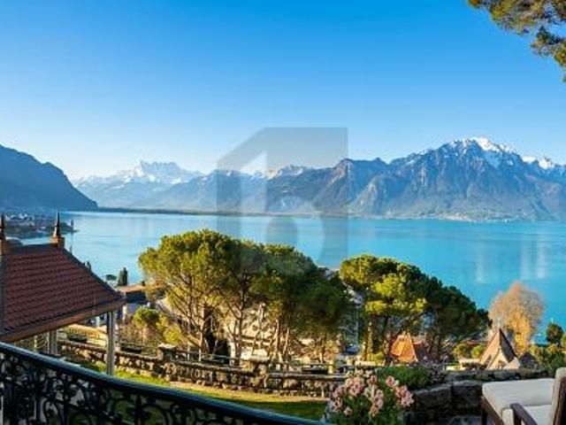 PRIVILEGIERTE LEBENSUMGEBUNG IM HERZEN DER RIVIERA
