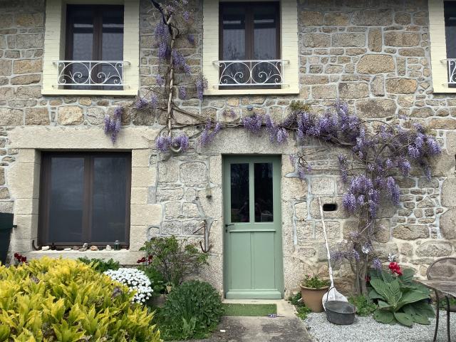 Prix réduit Ancienne ferme française restaurée 133m² Aubusson