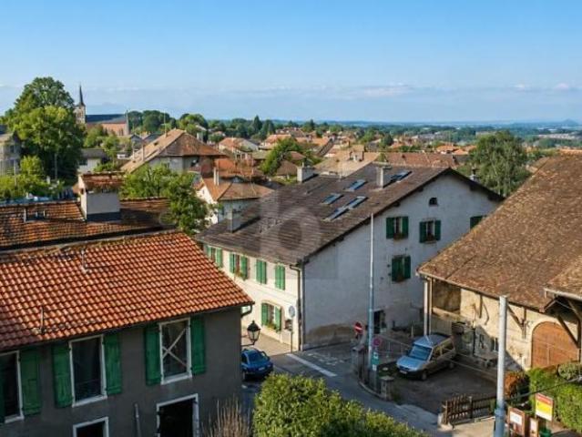 PRIX TOP! LUXUEUX SUR TROIS ÉTAGES
