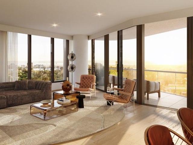 Prized North East corner with Botanic Garden views