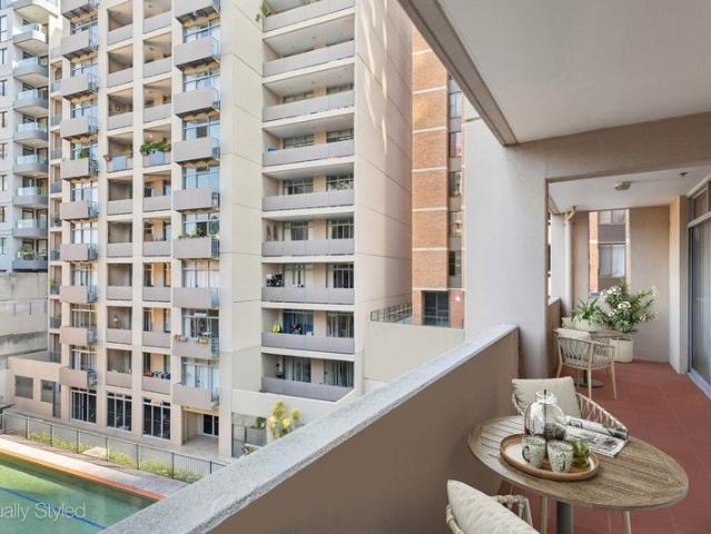 Prized Urban Location, Stylish One Bedroom, Resort Style Facilities