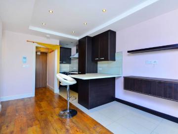 Wandle Park, London, Greater London - Concierge