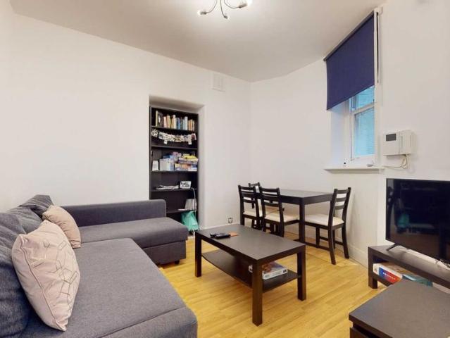 Price £600 pw Available 23/10/2026 Furnished