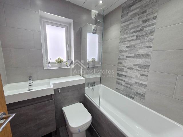 Price £950 pcm Available Now Unfurnished