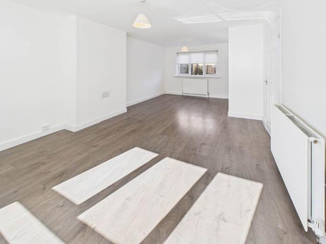 Price £1,095 pcm Available Now Unfurnished