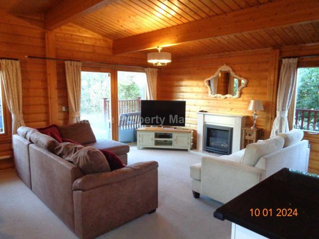 Price £1,395 pcm Available Now Furnished