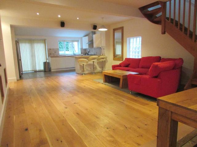 Price £1,975 pcm Available 25/09/2026 Unfurnished