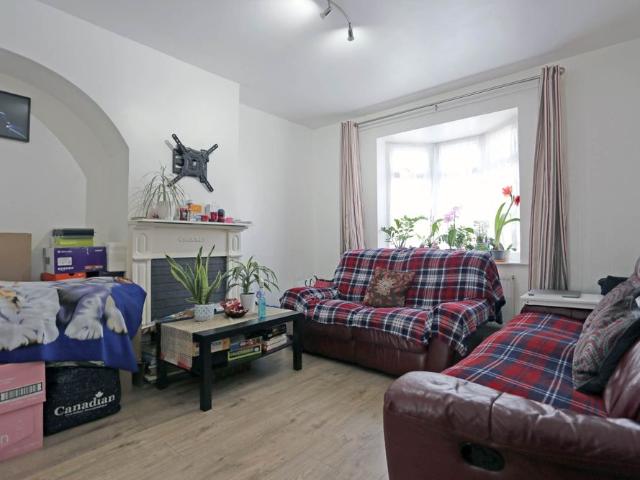 Price £2,000 pcm Available 15/10/2026 Unfurnished