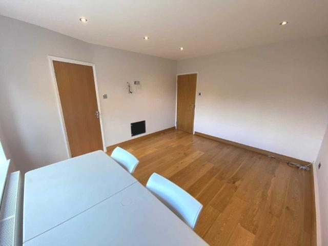 Price £2,000 pcm Available 29/10/2026 Unfurnished