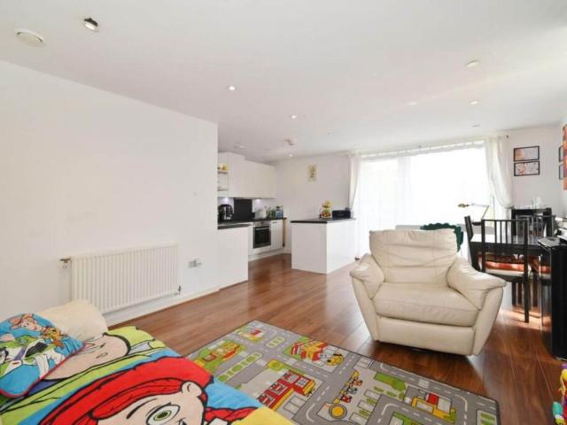 Price £2,150 pcm Available 01/10/2026 Furnished