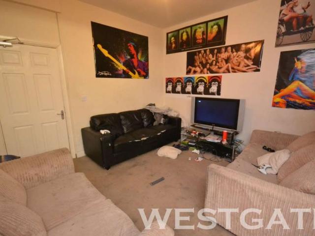 Price £3,850 pcm Available 01/10/2026 Furnished