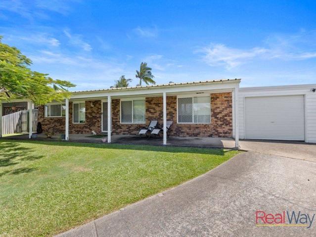 PRICE ADJUSTMENT INVEST OR NEST VACANT AND READY TO GO!