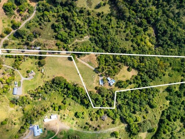 Hinterland retreat just minutes to Montville