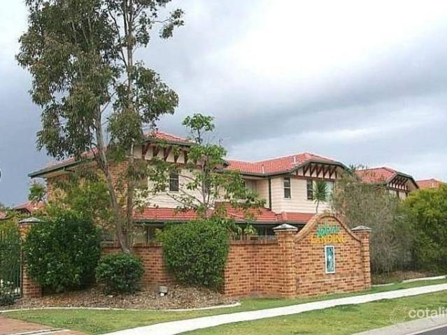 Price Drop Three Bedroom Townhouse in Prime Jabiru Landing Location