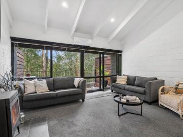 Apartment for sale in Lorne, Surf Coast