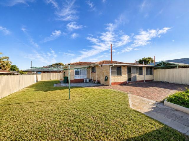 PRICE REDUCED! DOWNSIZING OR RETIRING? PERHAPS INVESTING?