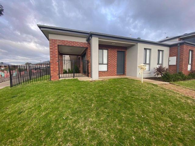 PRICE REDUCED EASY LIFESTYLE OPTION
