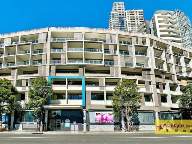 Price Reduced for Quick Sale! Convenient Location / Large 2 bedrooms Apartment!
