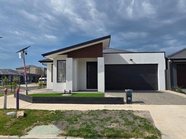 PRICE REDUCED! Home for Sale in Minta Estate Berwick
