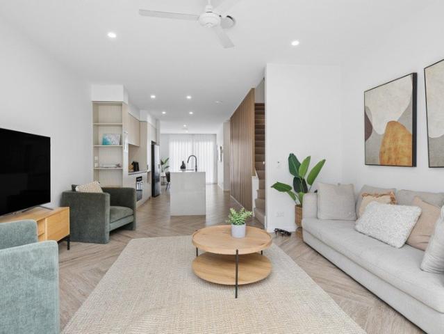 PRICE REDUCED Luxury Terrace Living with Private Lift in Hope Island Resort Offers Over $1,195,000
