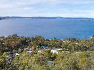 Taroona, Kingston, Kingborough, Clarence, Tasmania, Penguin Island, Cloudy Bay, Kingborough, Tasmania Island