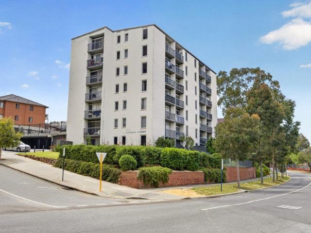 PRICED TO SELL RENOVATION OPPORTUNITY IN PRIME EAST PERTH LOCATION