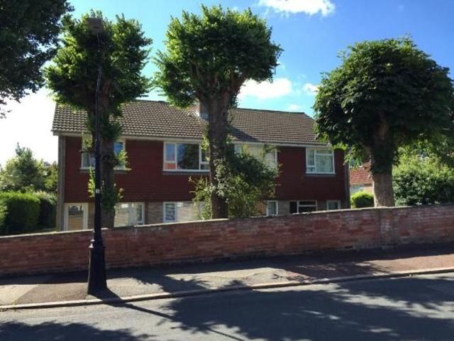 Prideaux Road, Eastbourne BN21, 2 bed flat to rent, £1,195 pcm | PrimeLocation