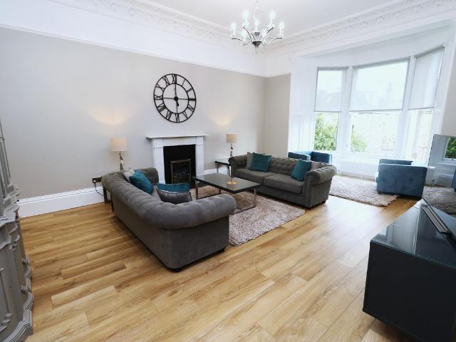 Priestfield Road, Edinburgh EH16, 3 bed maisonette to rent, £2,695 pcm | PrimeLocation