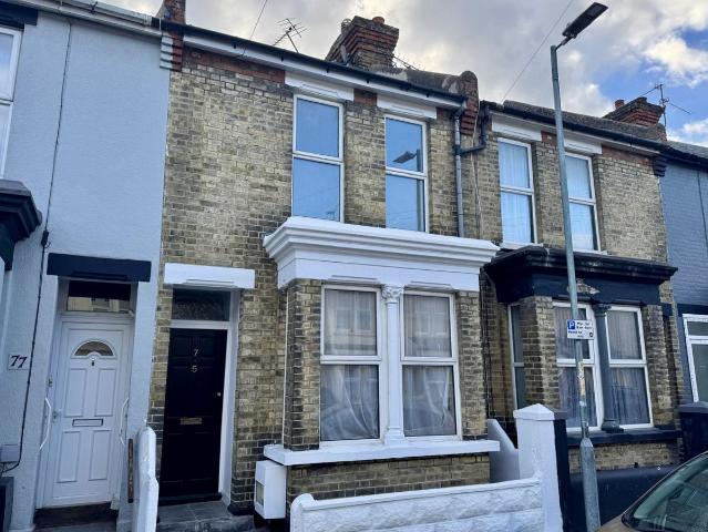 Priestfields Road, Gillingham ME7, 3 bed terraced house to rent, £1,500 pcm | PrimeLocation