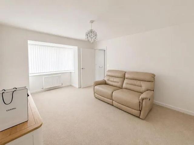 Priestley Drive, MK4