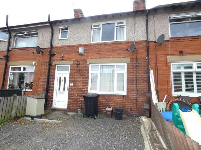 Priestley Place, Sowerby Bridge HX6 3 bed terraced house to rent £1,100 pcm £254 pw