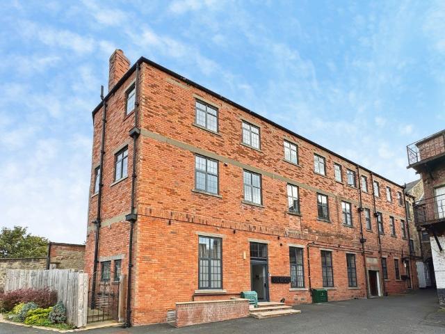 Priestpopple, Hexham NE46, 2 bed flat to rent, £900 pcm | PrimeLocation