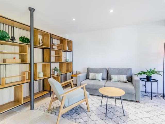 Prilly: Grand loft de haut standing meublé avec jardin !
