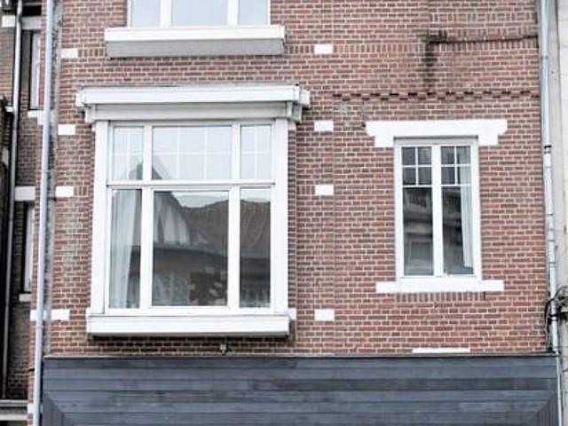 Prima gelegen duplex app, twee slaapkamers, dressing