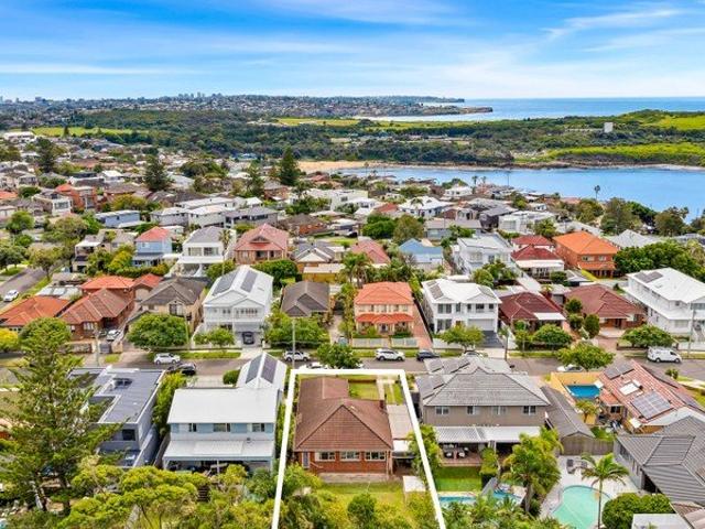 Prime 600.7 Sqm Development Site in a Sought After Coastal Location