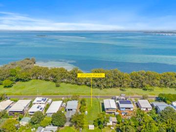 Prime 607sqm Block with Water Views